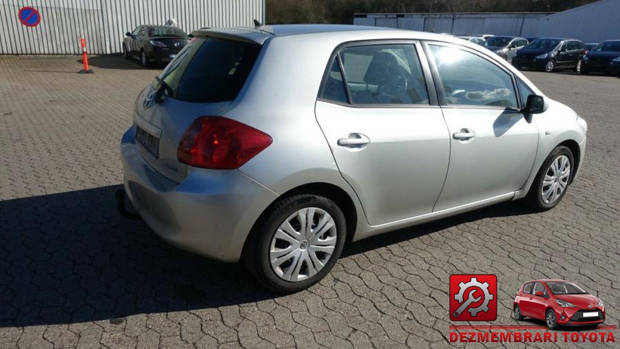 Amotizor toyota auris 2009