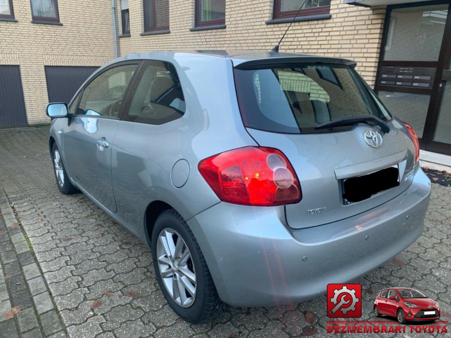 Arcuri toyota auris 2010