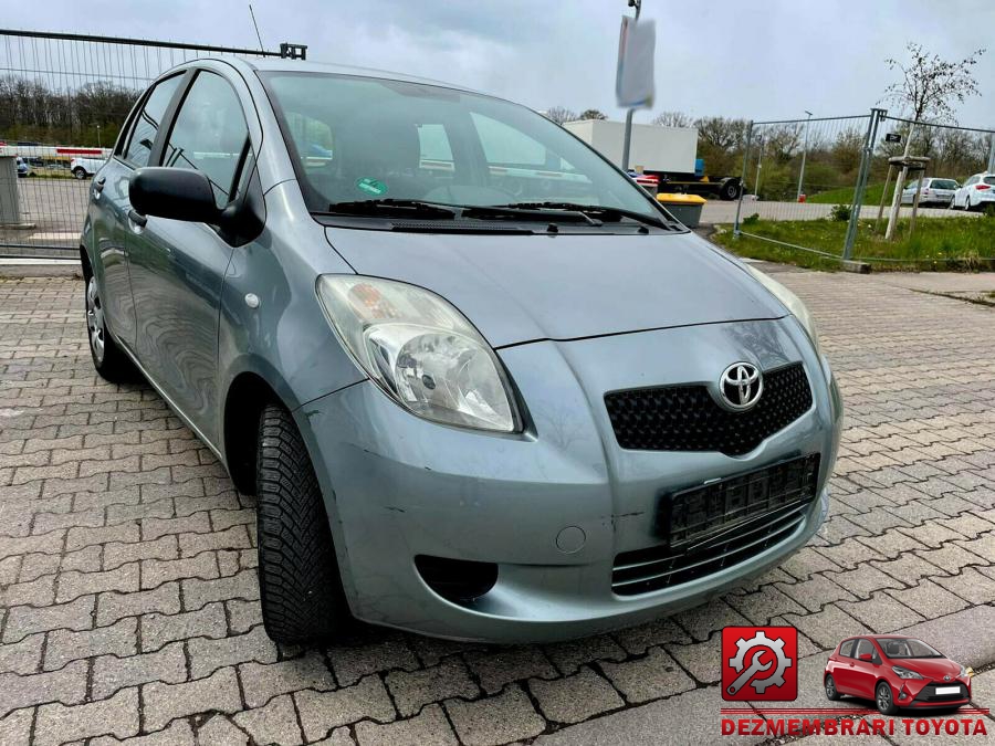 Arcuri toyota yaris 2009