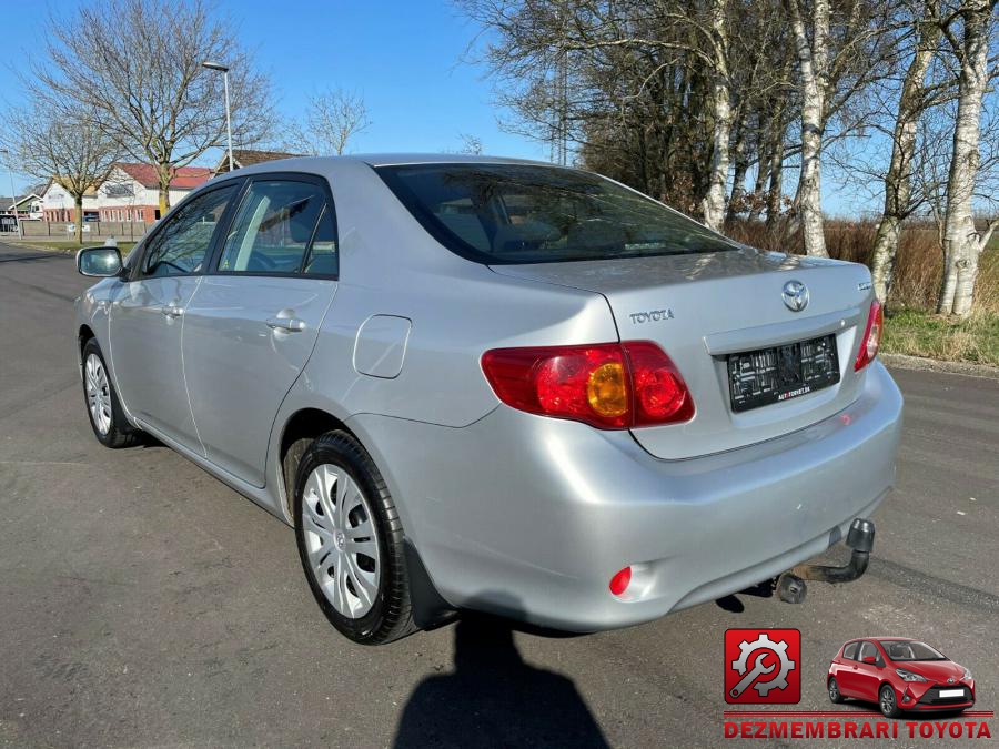 Baie ulei toyota corolla 2005