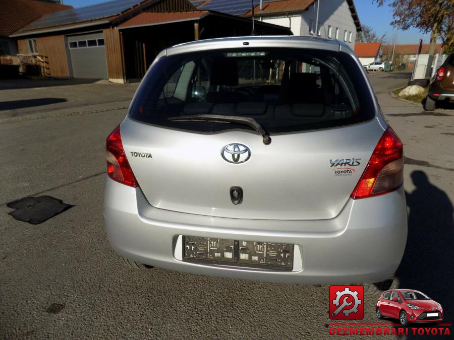 Bloc lumini toyota yaris 2007