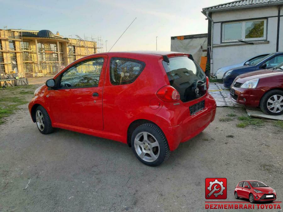 Galerie evacuare toyota yaris 2009