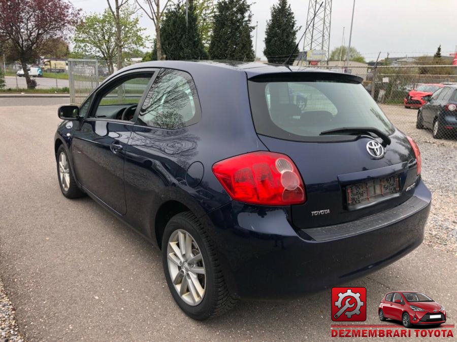 Luneta toyota auris 2009