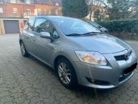 Arcuri toyota auris 2010