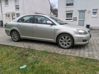 Arcuri toyota avensis 2004