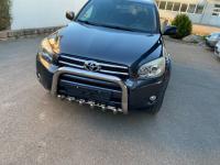 Bara fata toyota rav 4 2011